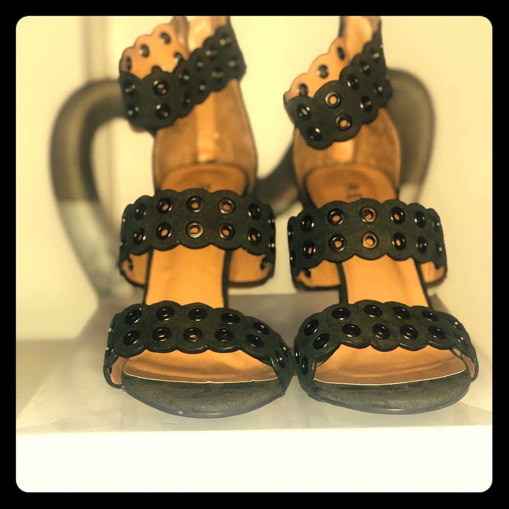 Olive Green “Apollo” by Report